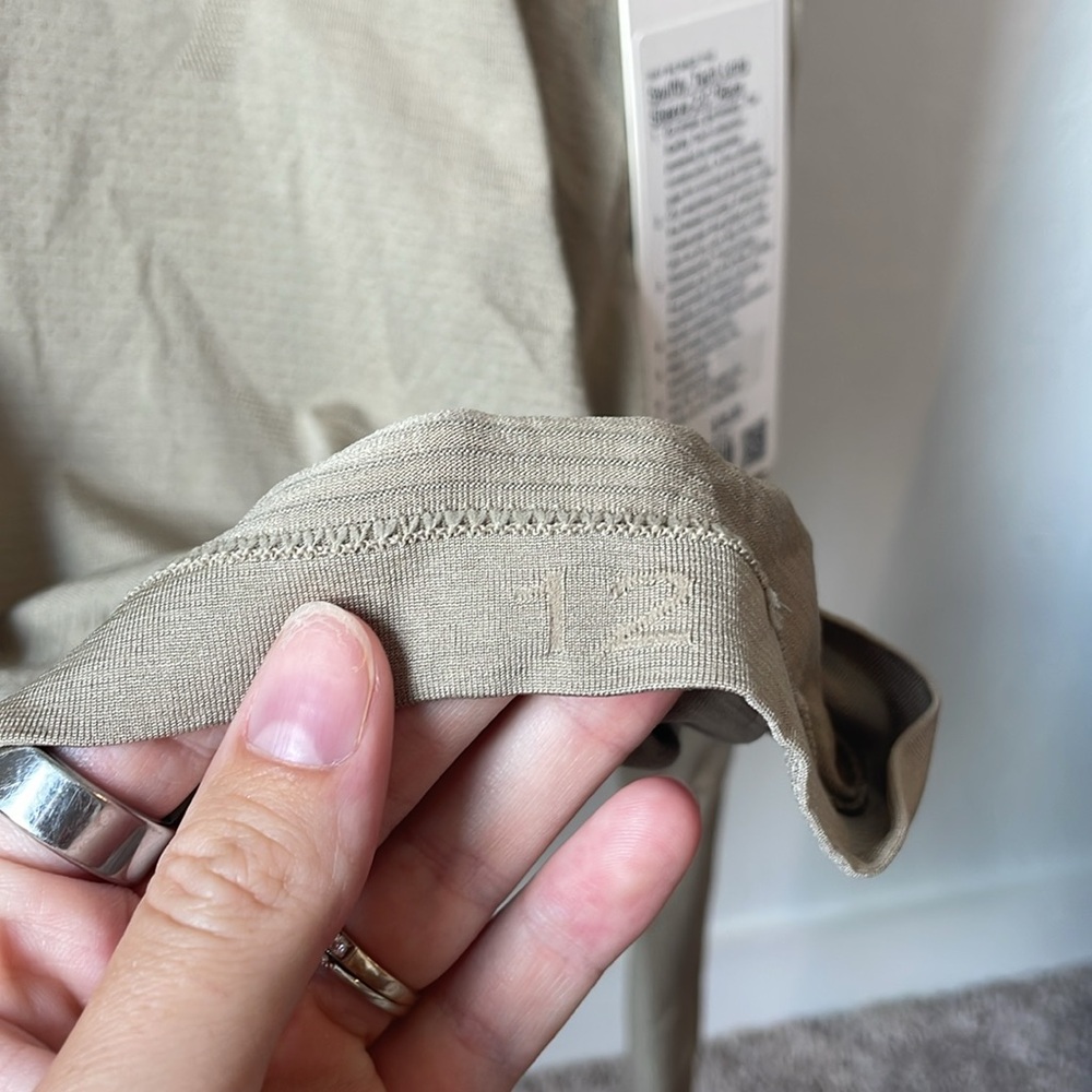 NEW Lululemon Swiftly Tech Long-Sleeve Shirt 2.0 *Waist Length - Picture 6 of 8